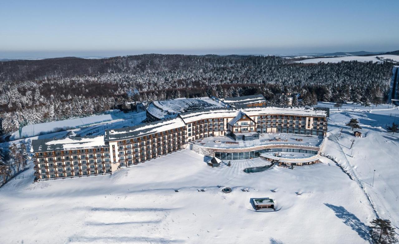 Hotel Arłamów Exterior foto